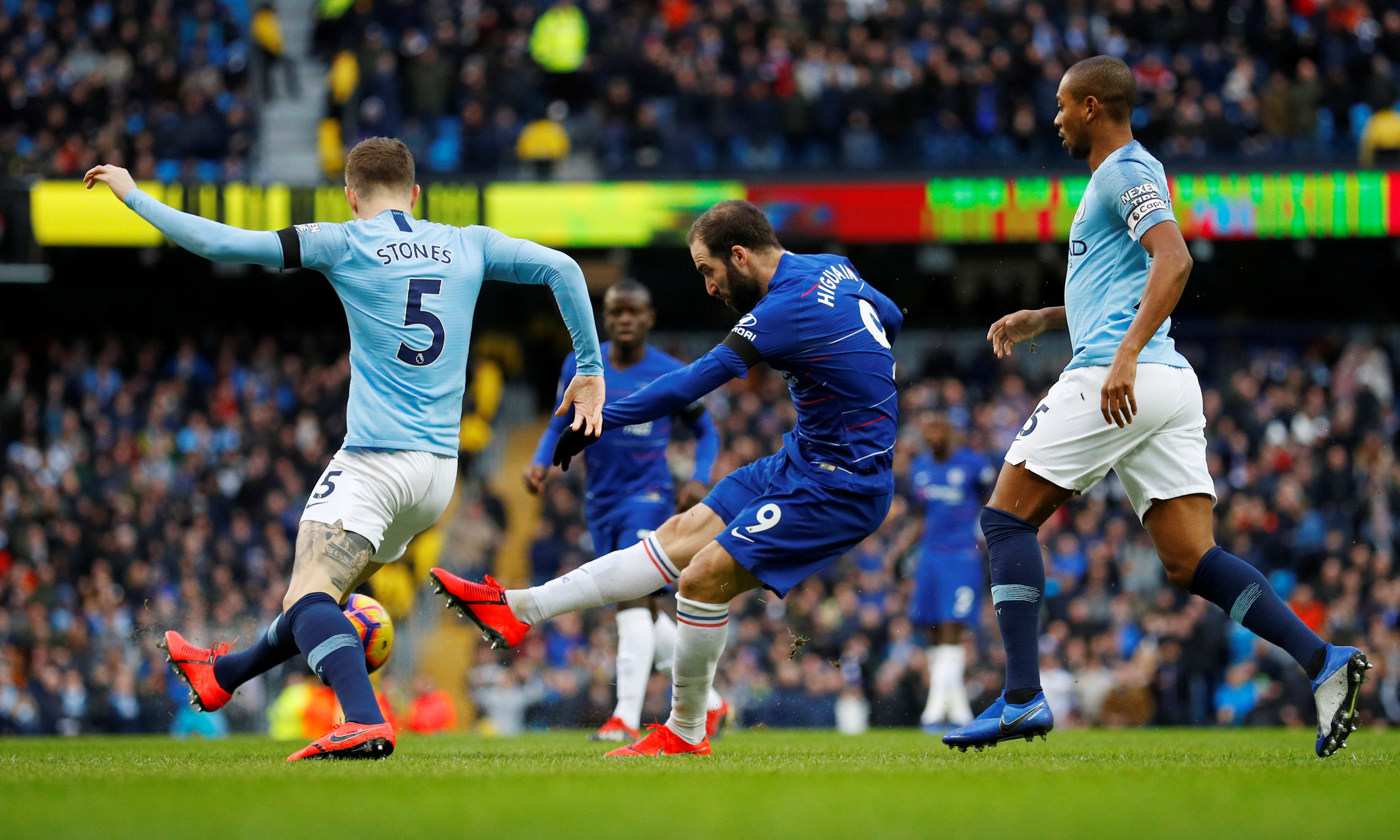 半场战报：美因茨0-0门兴格拉德巴赫