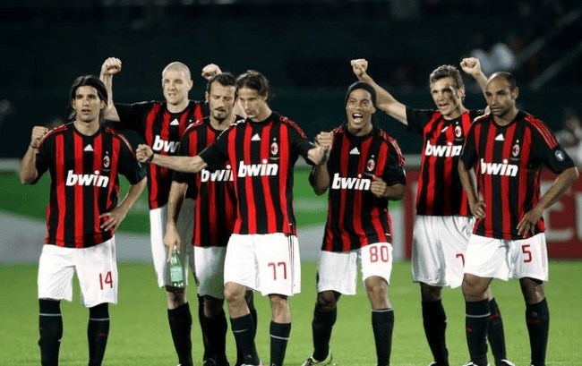 特里：穆帅赢球后会让我们在基地陪孩子，我的孩子们很喜欢他