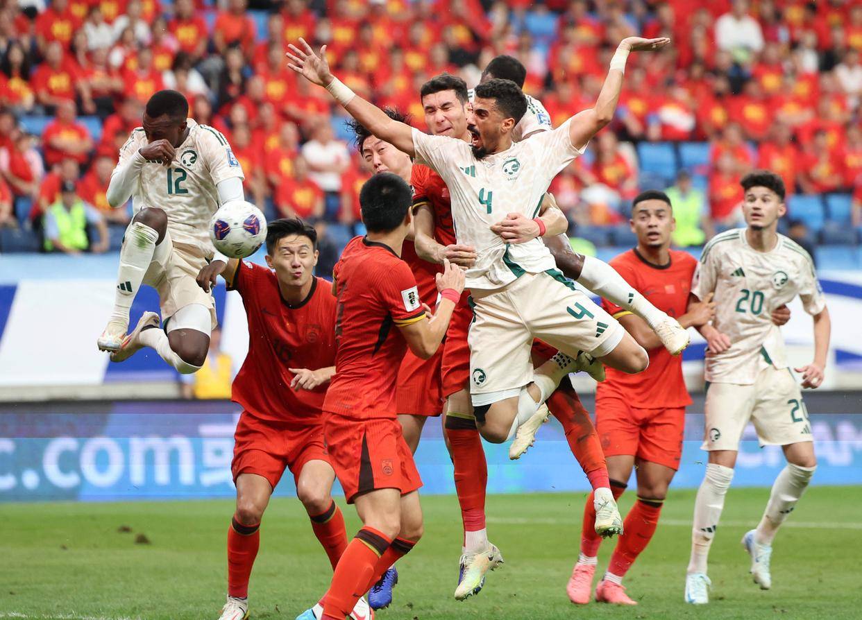 国家德比预演对攻战 皇马神锋或率队复仇巴萨（国家德比前哨战火力全开 皇马锋霸或领衔复仇巴萨）