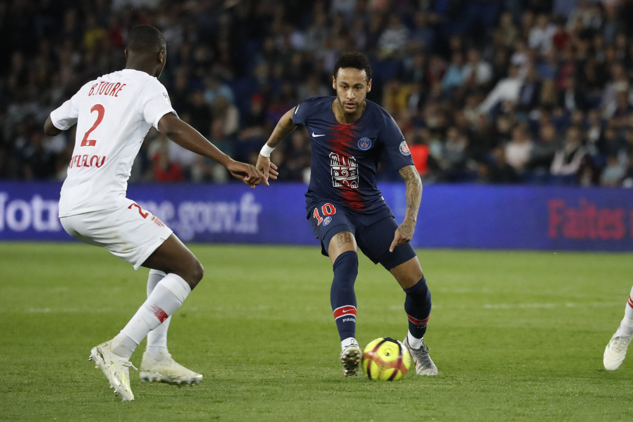 博主分析加布里埃尔伤情：通常伤缺1-3周，但他看上去更严重