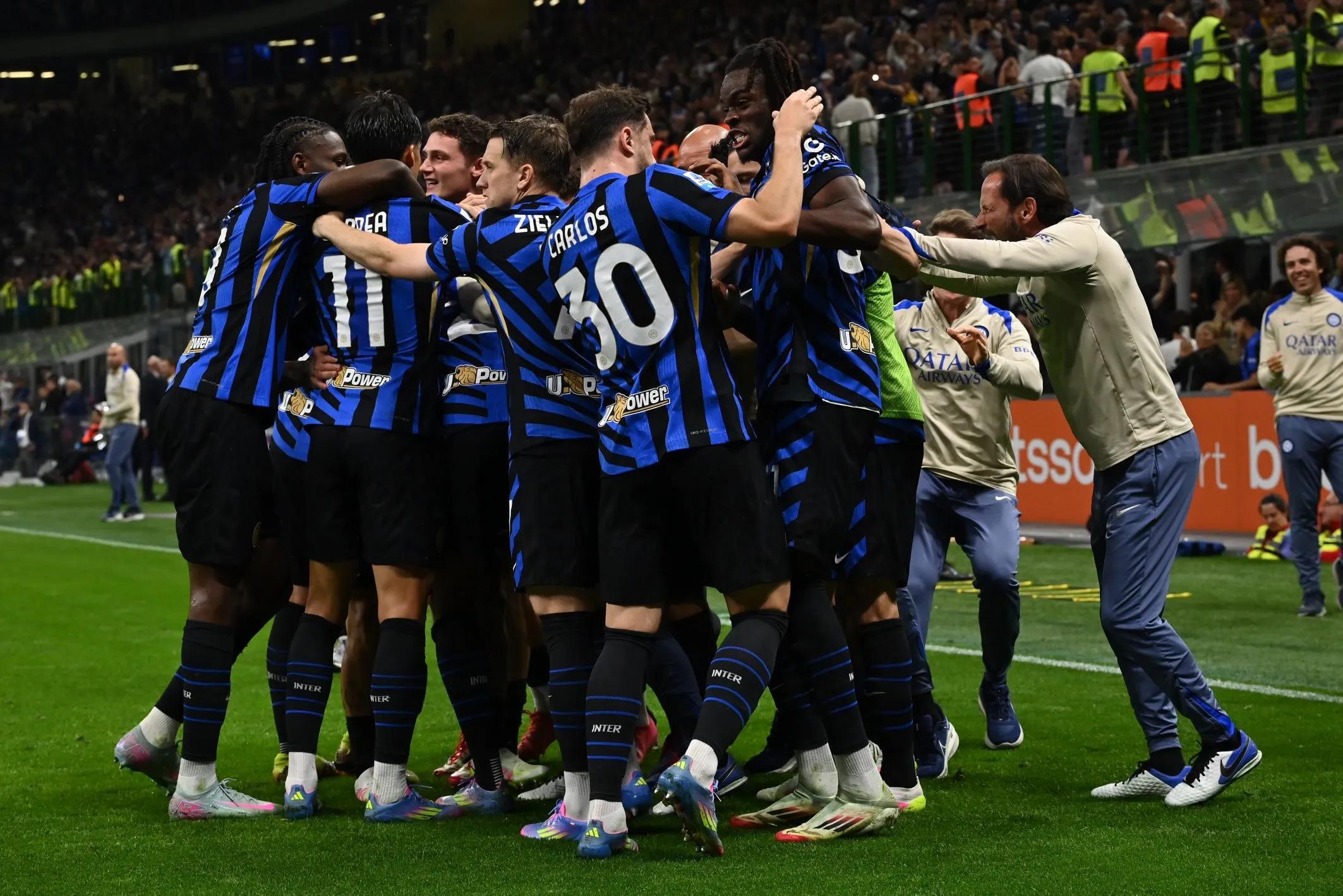 澳超半场：布鲁克闪击破门，奥克兰FC暂1-0惠灵顿凤凰